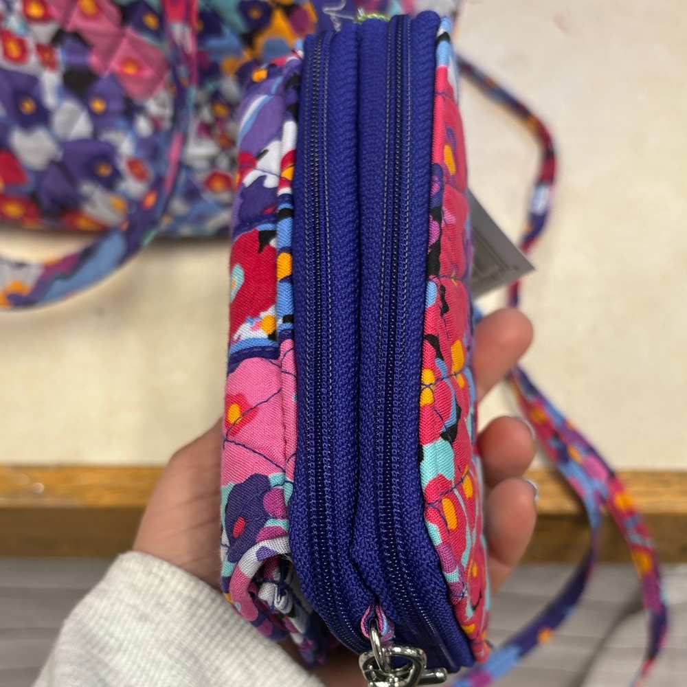 Vera Bradley Colorful Patchwork Tote & wallet - Picture 3 of 12